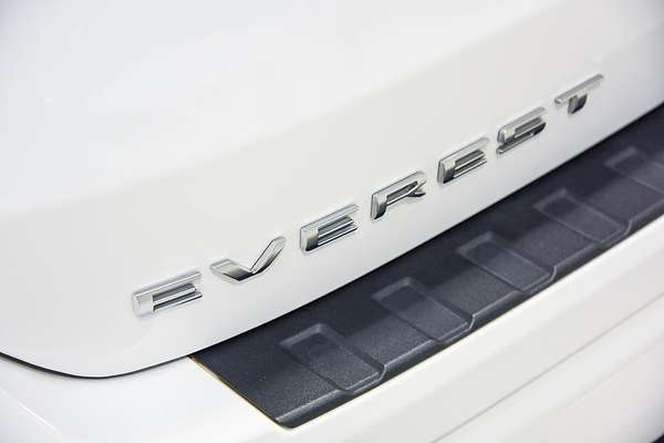 2024 Ford Everest Platinum