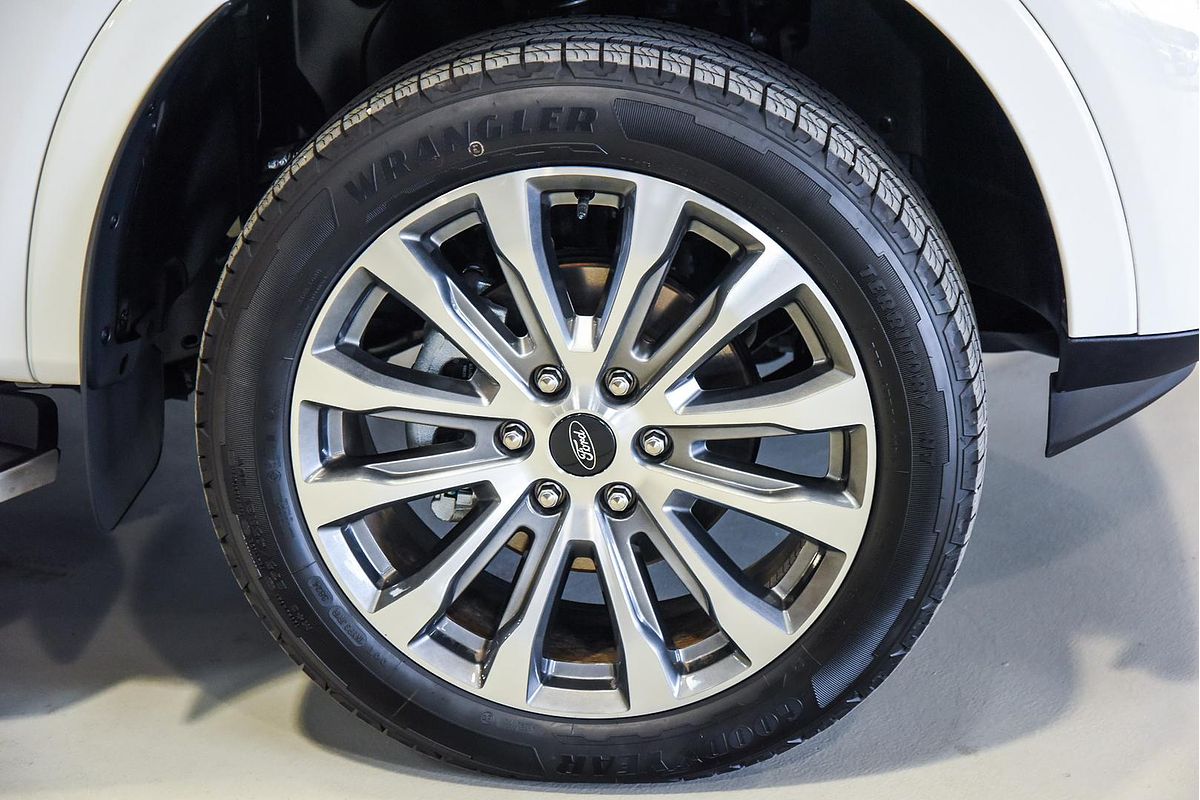 2024 Ford Everest Platinum