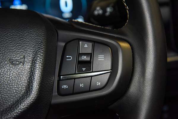 2024 Ford Everest Platinum