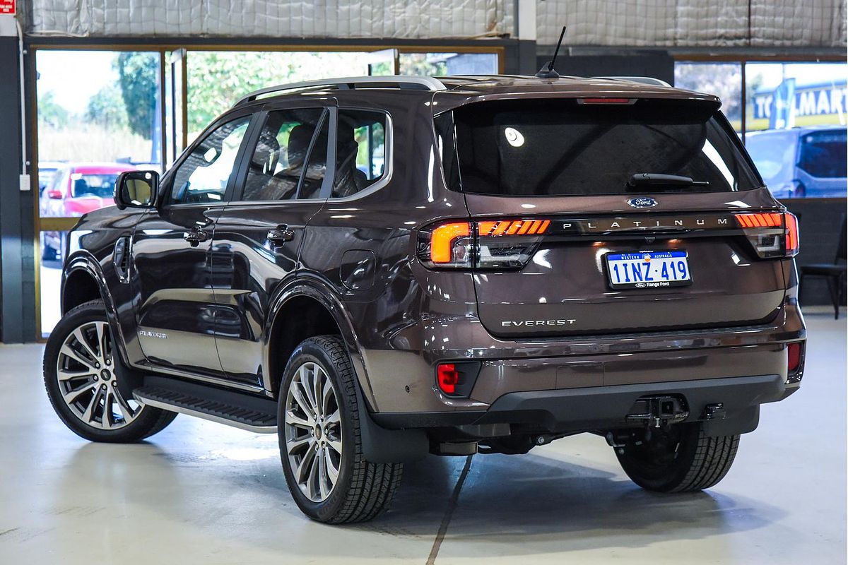 2024 Ford Everest Platinum