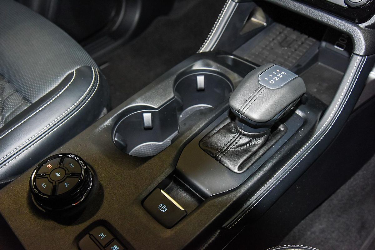 2024 Ford Everest Platinum