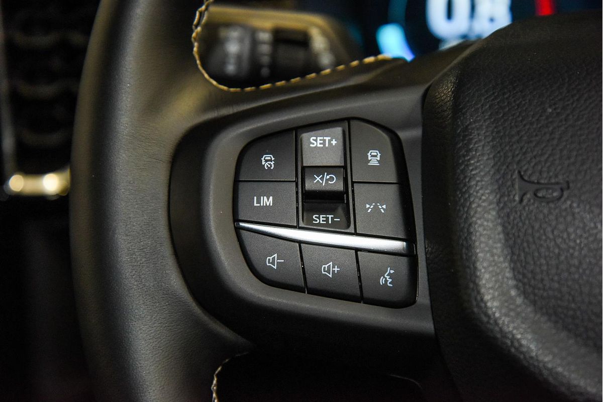 2024 Ford Everest Platinum