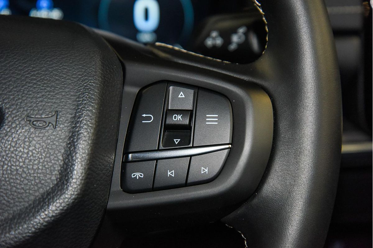 2024 Ford Everest Platinum