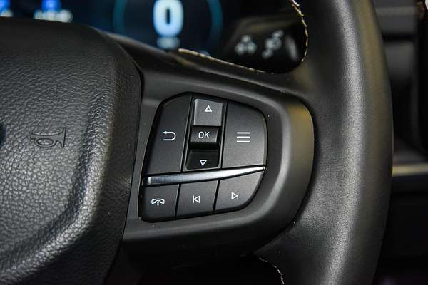2024 Ford Everest Platinum