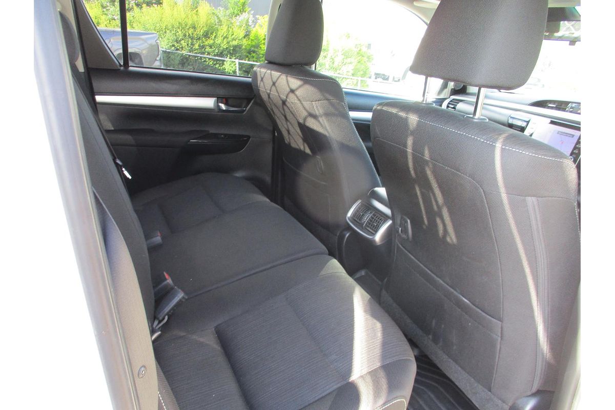 2023 Toyota Hilux SR5 GUN126R 4X4