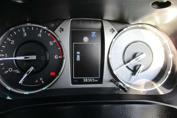 2023 Toyota Hilux SR5 GUN126R 4X4