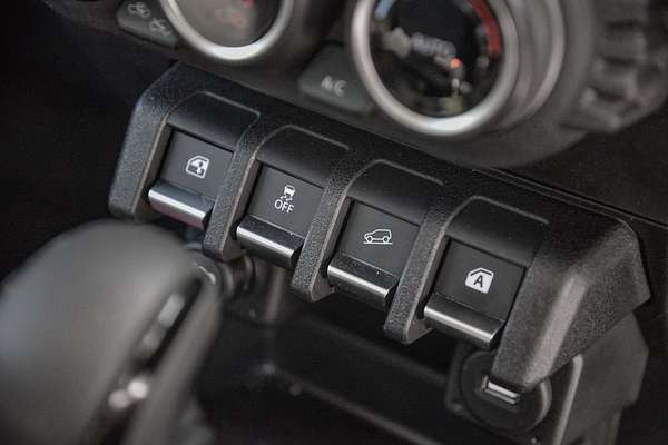 2022 Suzuki Jimny GJ