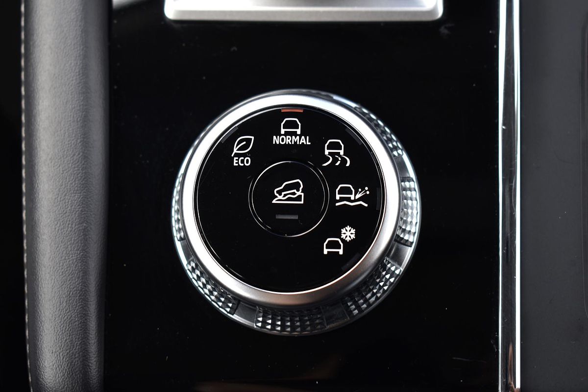 2023 Mitsubishi Outlander ES ZM