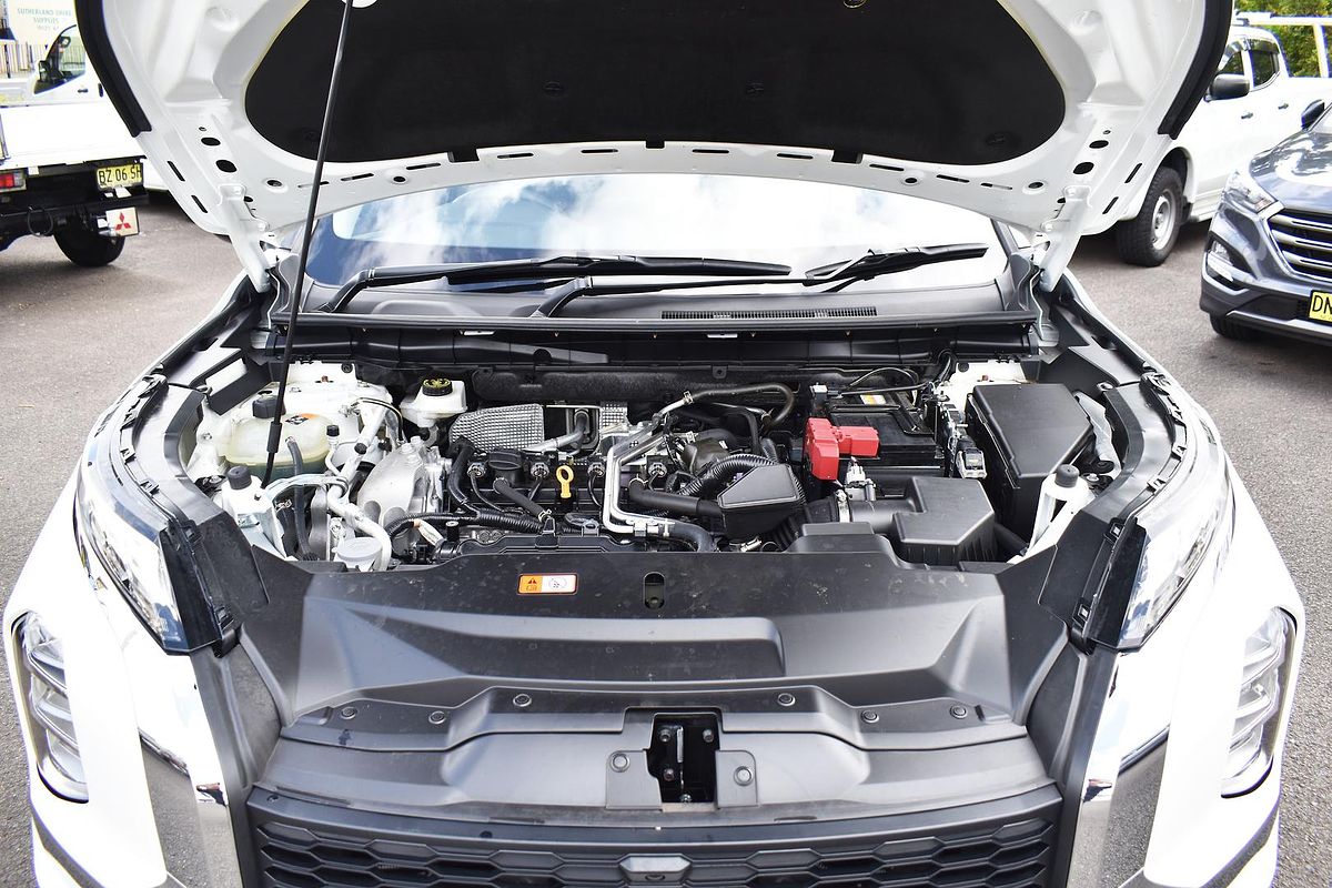 2023 Mitsubishi Outlander ES ZM