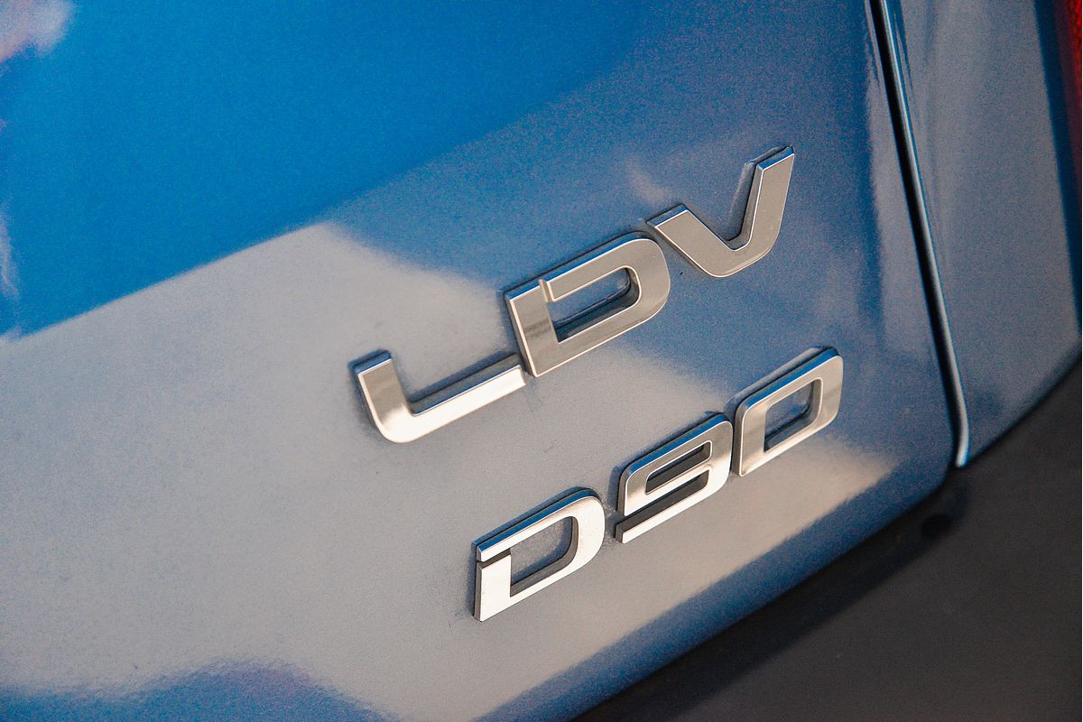 2017 LDV D90 Deluxe SV9A