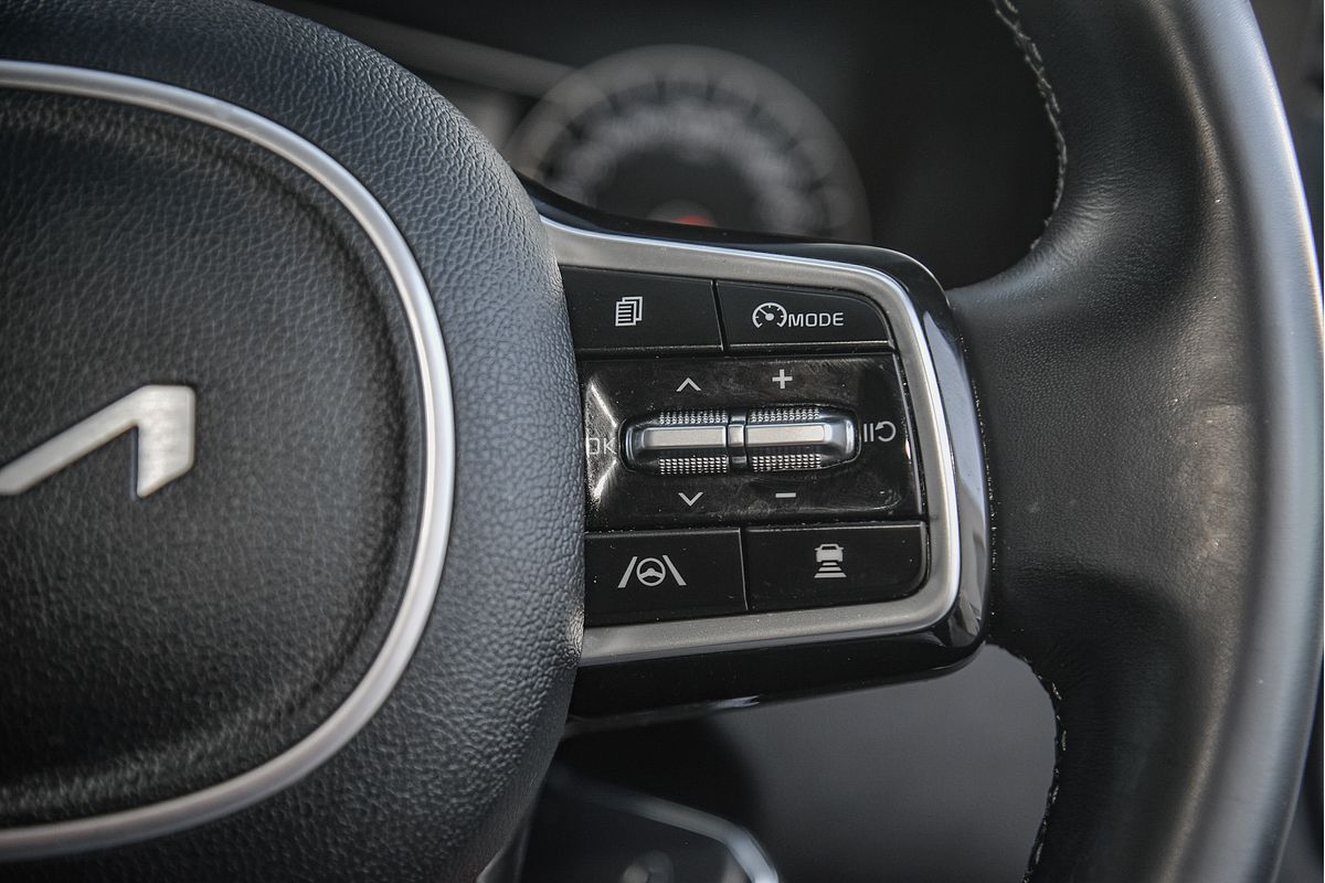 2022 Kia Sorento Sport MQ4