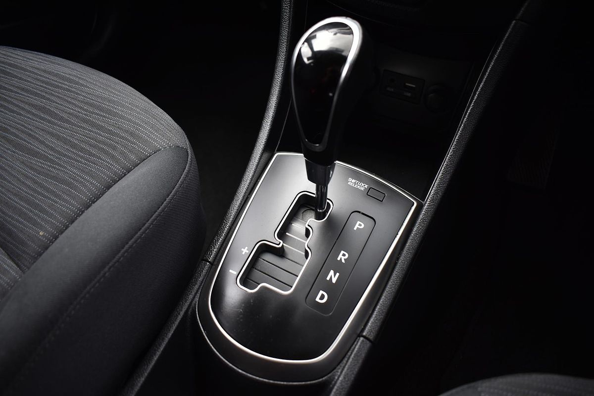 2018 Hyundai Accent Sport RB6