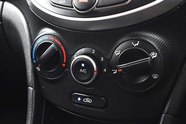 2018 Hyundai Accent Sport RB6