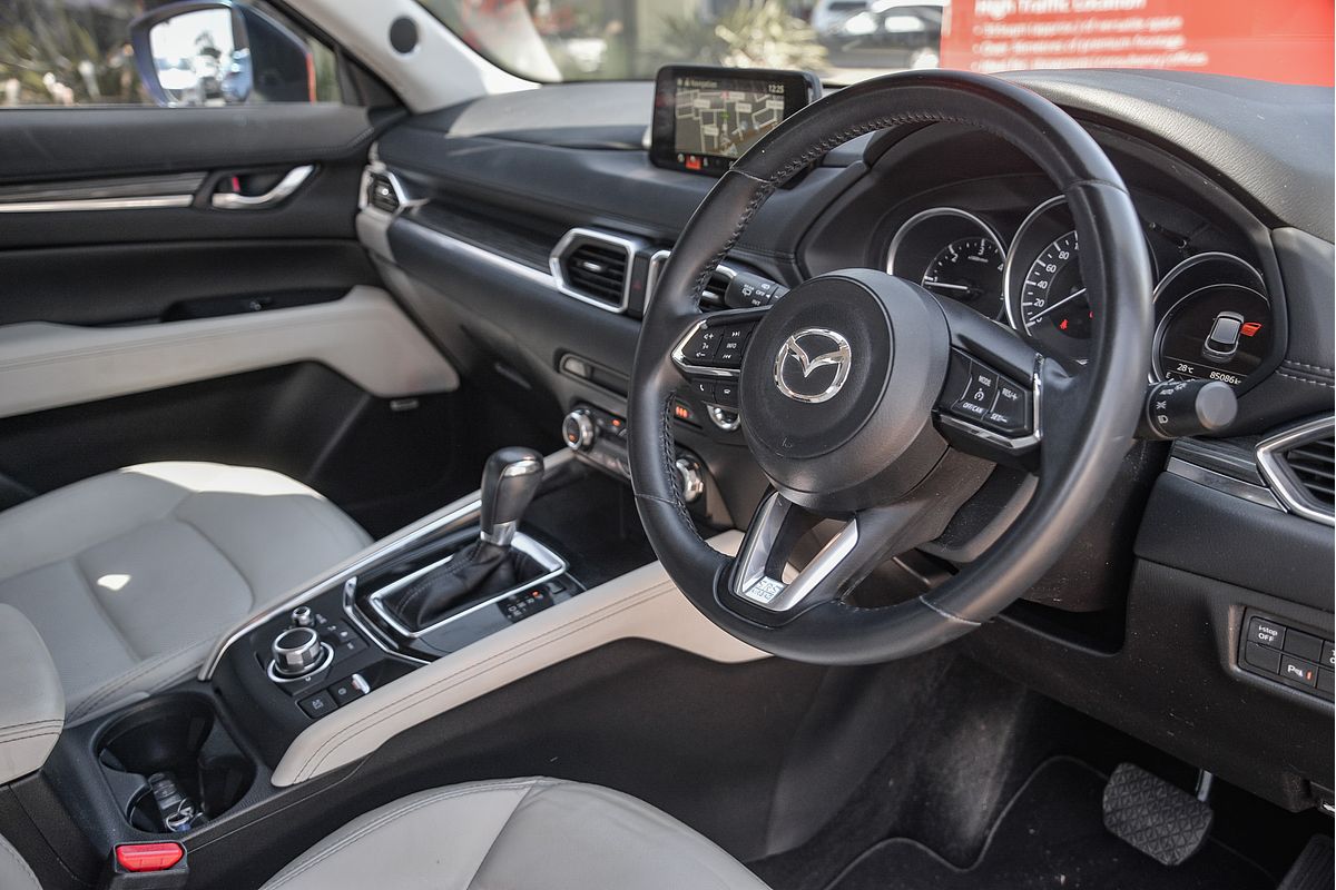 2017 Mazda CX-5 Grand Touring KE Series 2