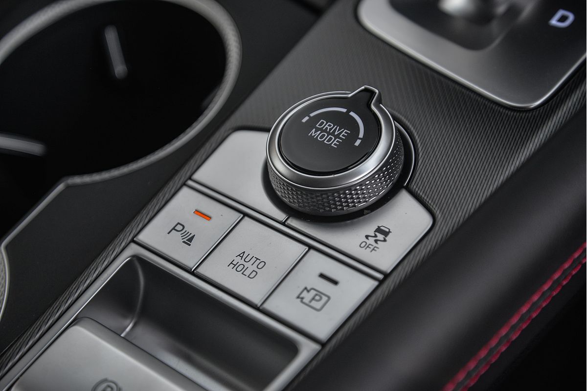 2024 Genesis G70 Sport Line Luxury IK.V3