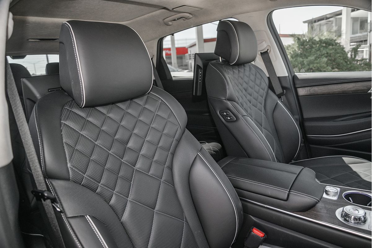 2024 Genesis GV80 3.5T AWD JX.V4