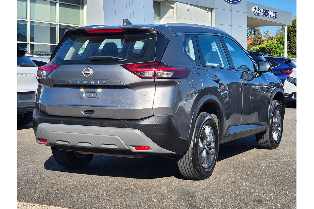 2024 Nissan X-TRAIL ST T33