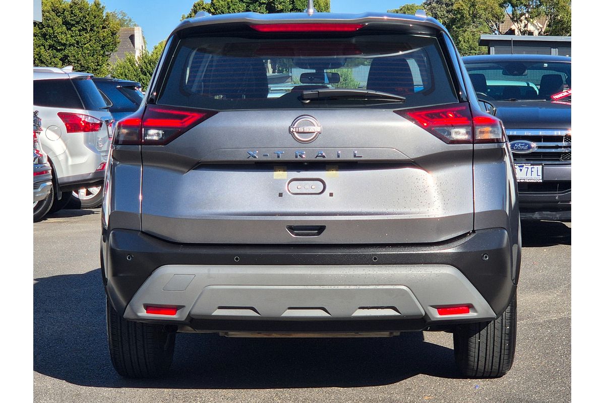 2024 Nissan X-TRAIL ST T33