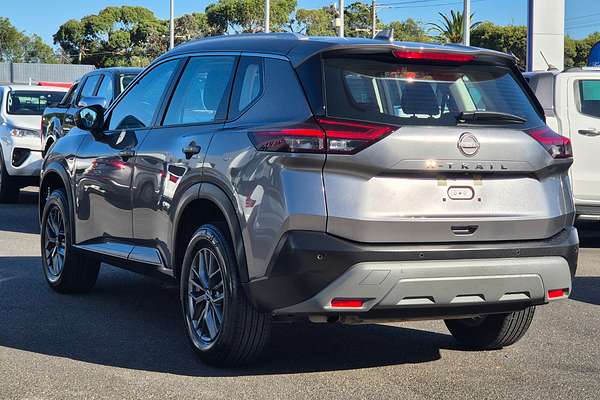 2024 Nissan X-TRAIL ST T33