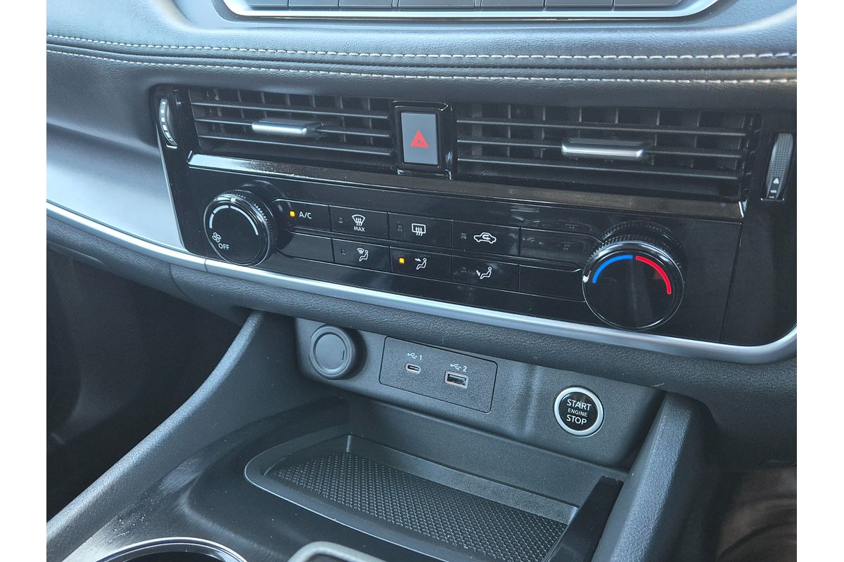 2024 Nissan X-TRAIL ST T33