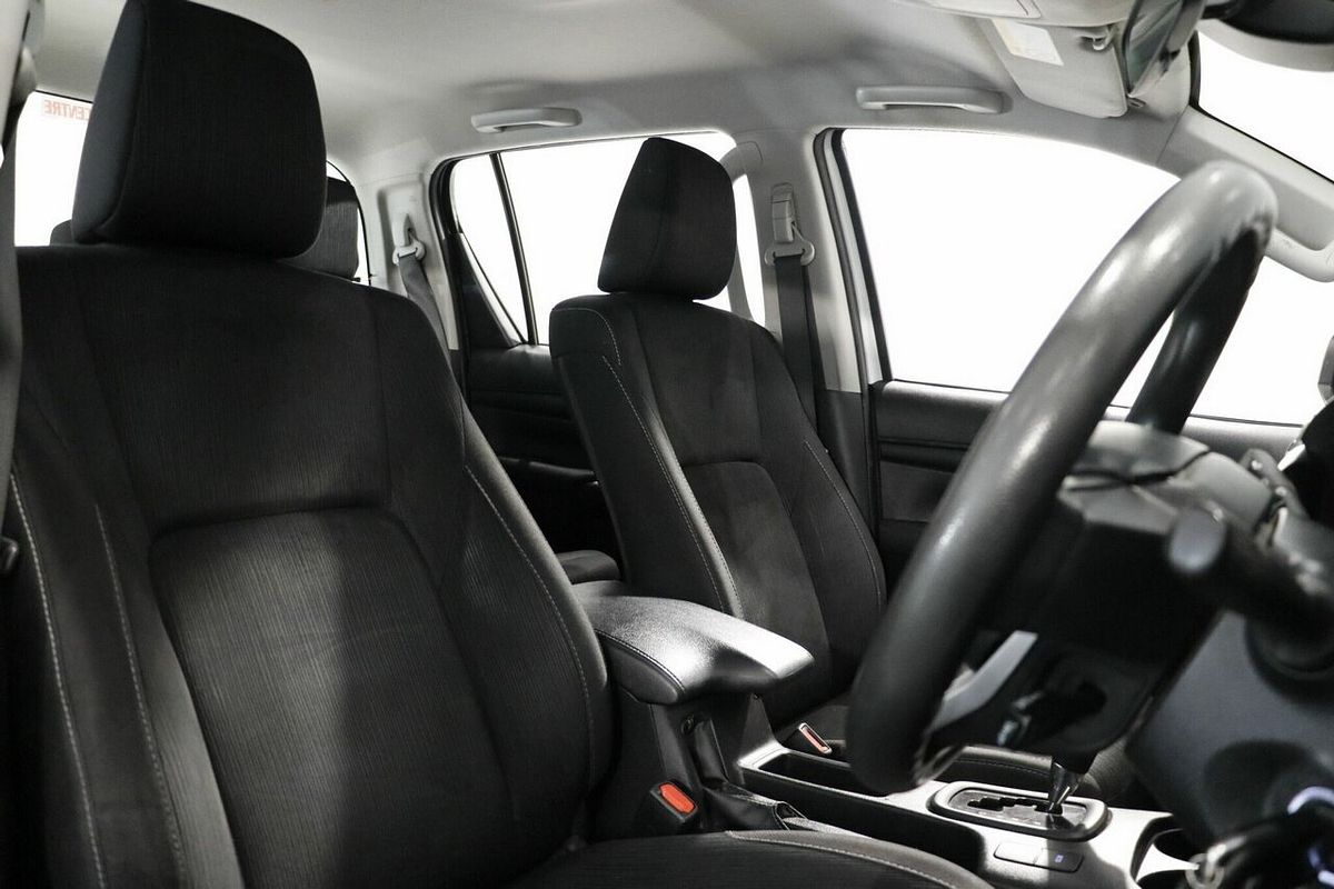 2021 Toyota Hilux SR GUN126R 4X4