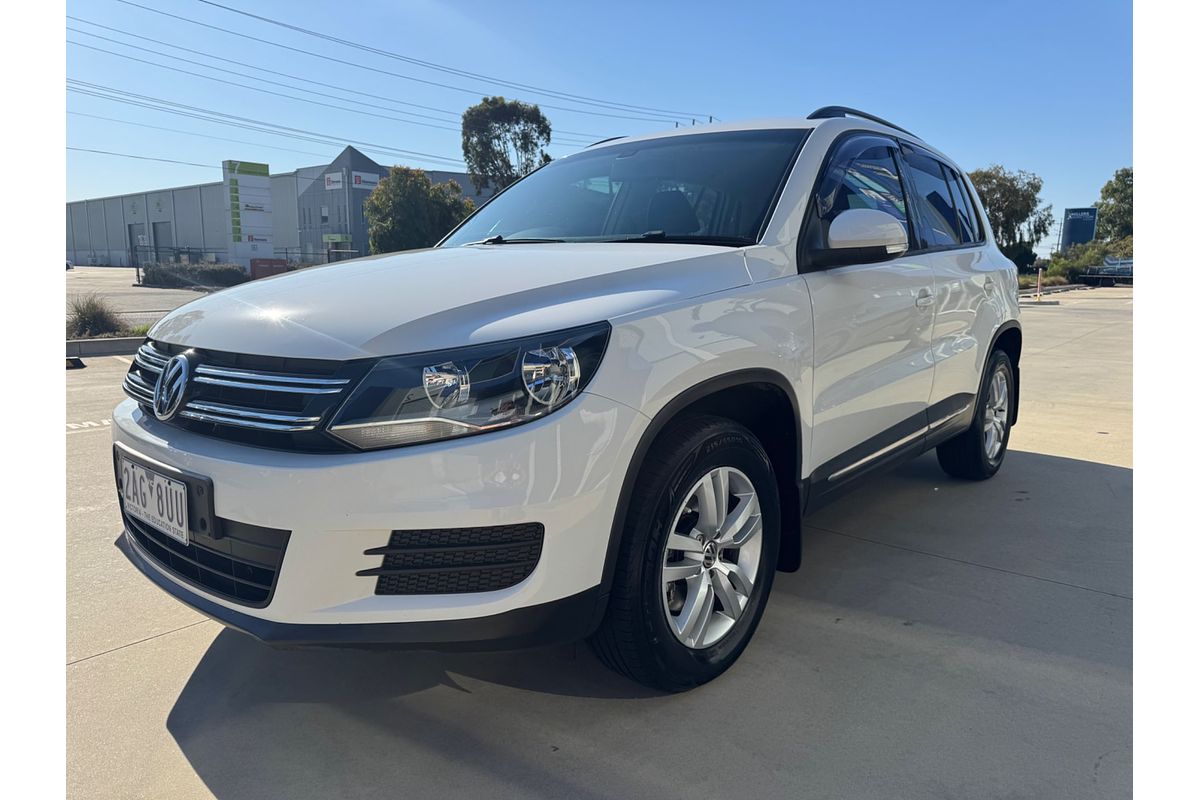 2011 Volkswagen Tiguan 103TDI 5N