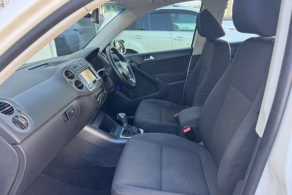 2011 Volkswagen Tiguan 103TDI 5N