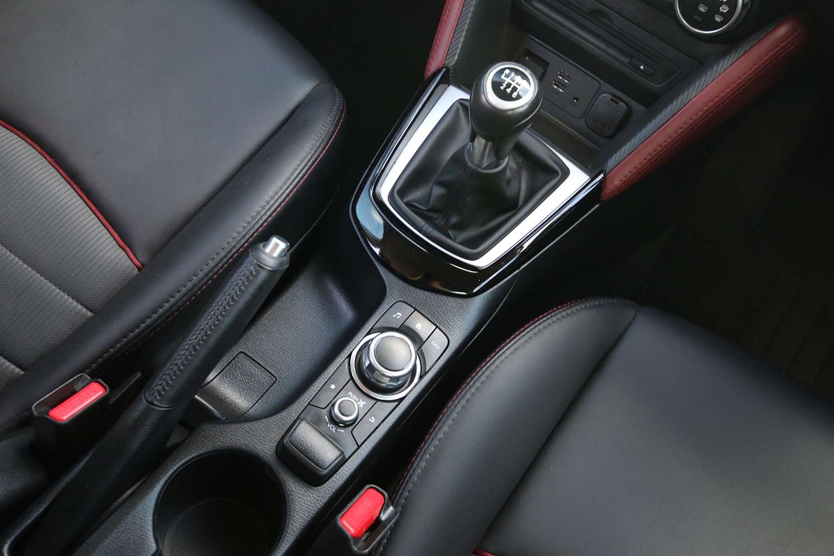 2016 Mazda CX-3 sTouring DK
