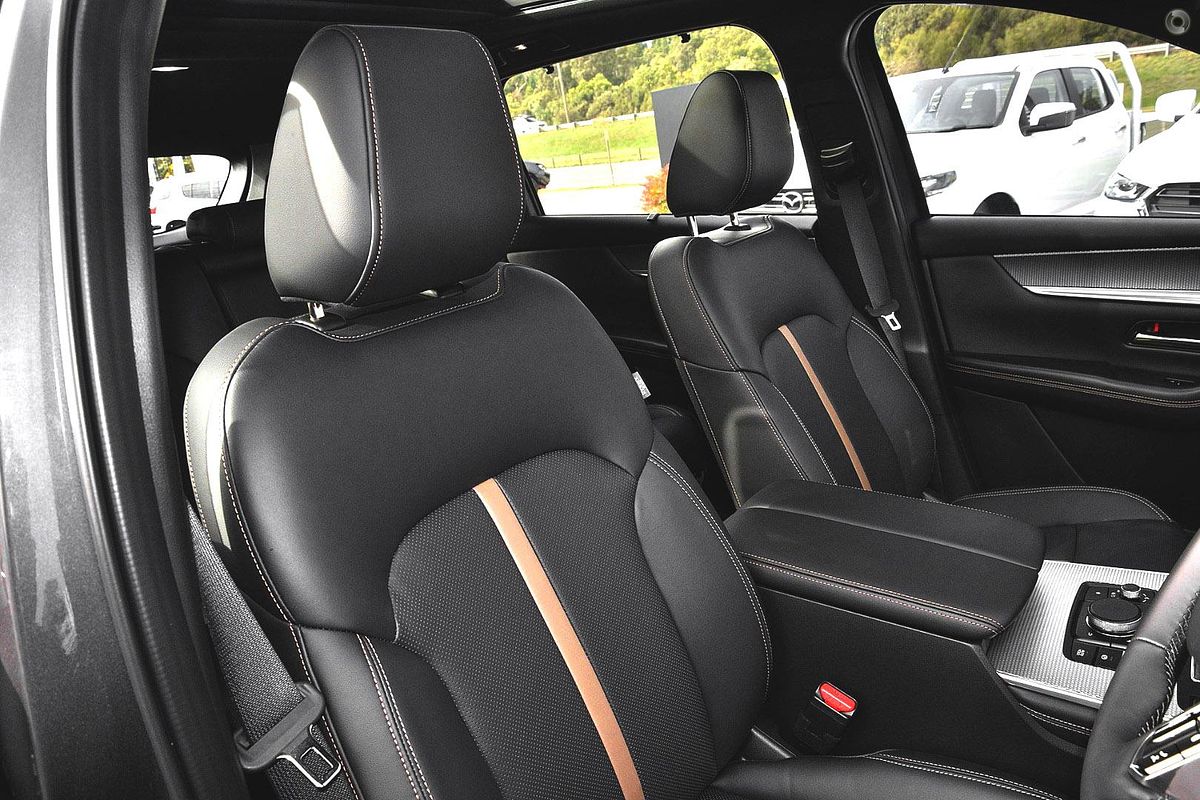 2025 Mazda CX-90 G50e Azami KK