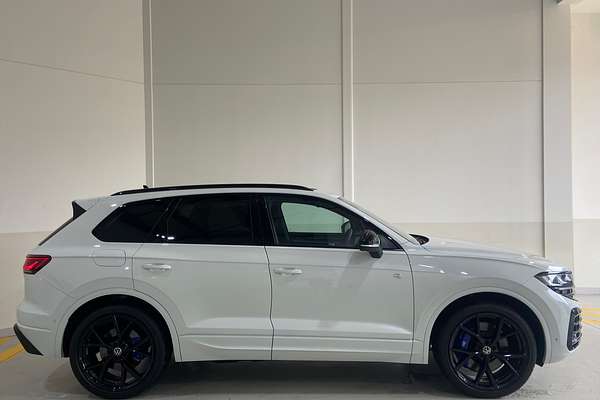 2024 Volkswagen Touareg R RC