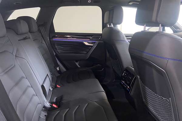 2024 Volkswagen Touareg R RC