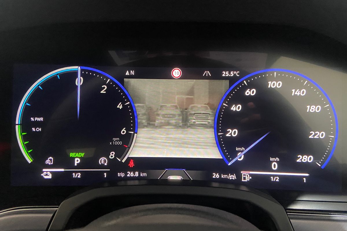 2024 Volkswagen Touareg R RC