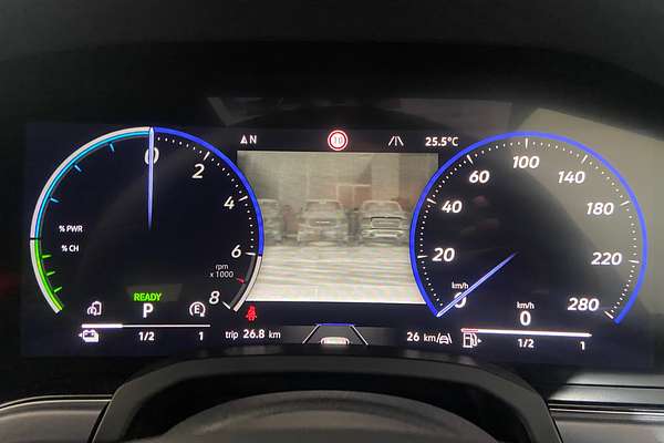 2024 Volkswagen Touareg R RC