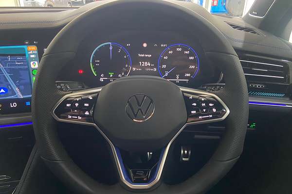 2024 Volkswagen Touareg R RC
