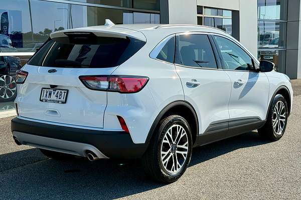 2023 Ford Escape ZH