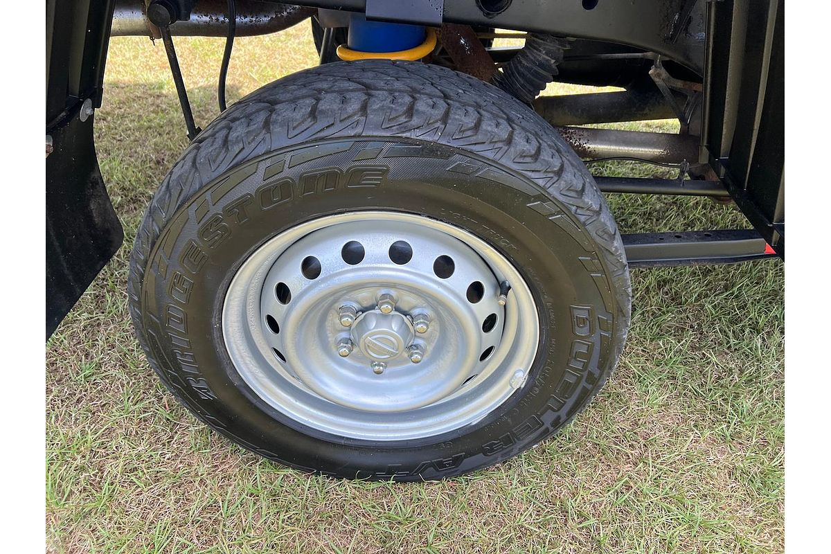 2016 Nissan Navara DX D23 Rear Wheel Drive