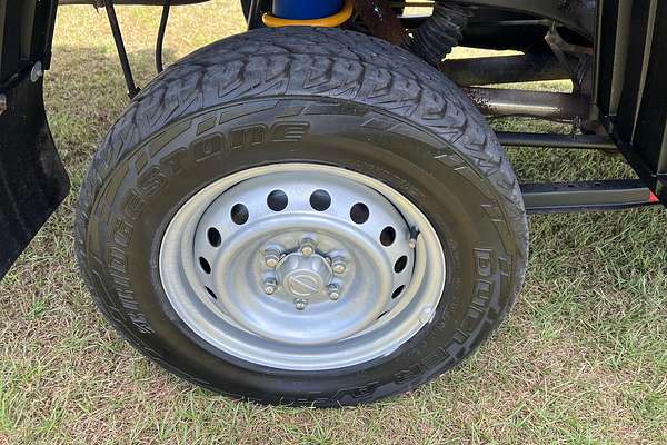 2016 Nissan Navara DX D23 Rear Wheel Drive