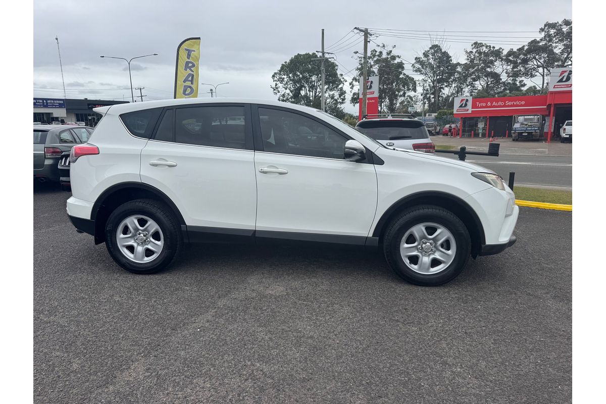 2016 Toyota RAV4 GX ZSA42R