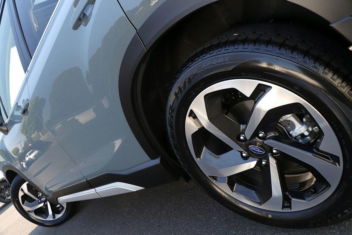 2024 Subaru Forester 2.5i-S S5