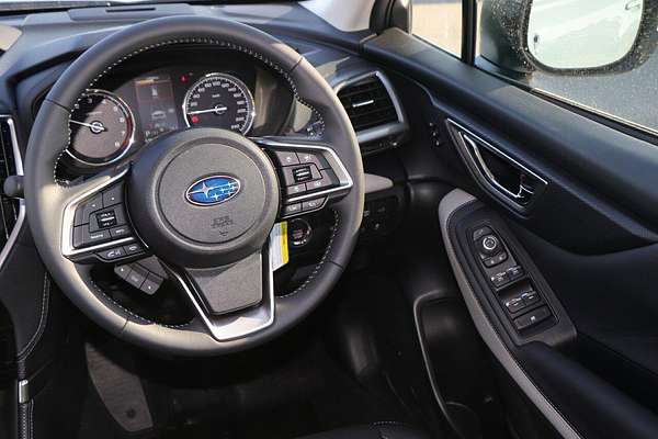 2024 Subaru Forester 2.5i-S S5