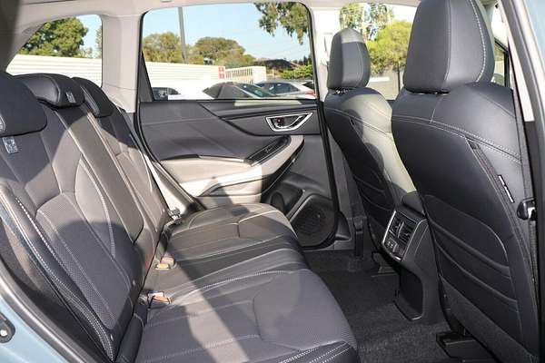 2024 Subaru Forester 2.5i-S S5