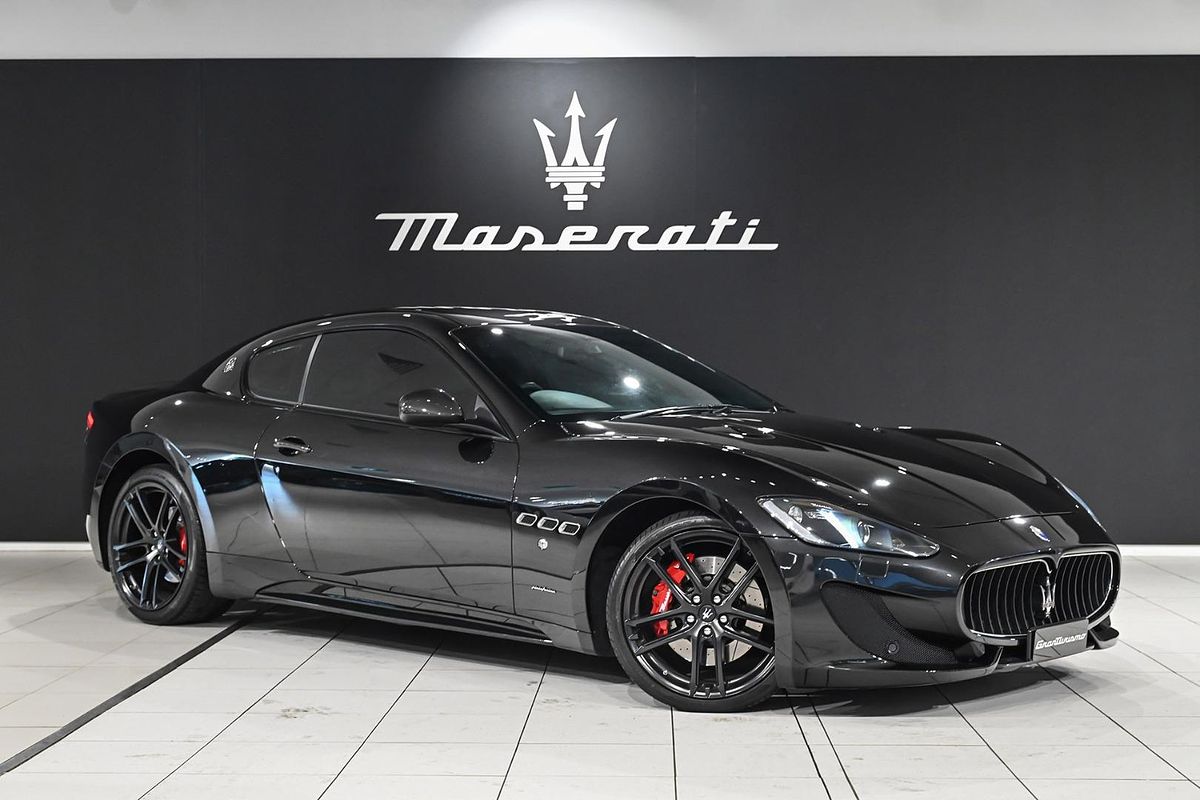 2017 Maserati GranTurismo MC Sportline M145