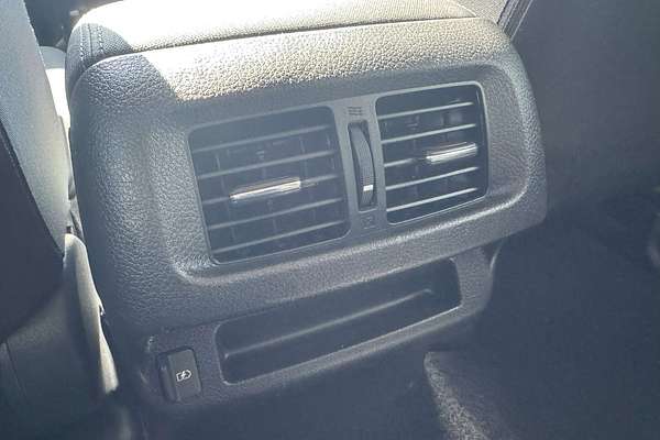2023 Nissan Navara ST D23 4X4