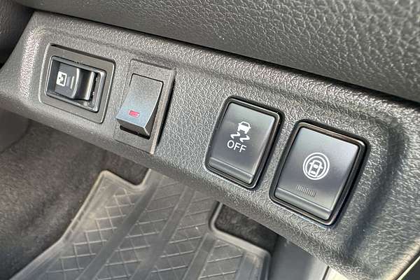 2023 Nissan Navara ST D23 4X4