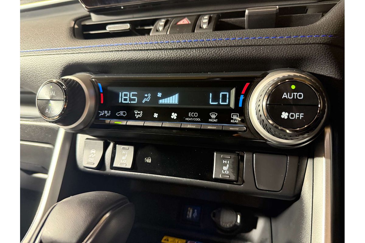 2024 Toyota RAV4 XSE AXAH54R
