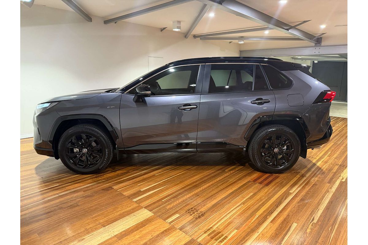 2024 Toyota RAV4 XSE AXAH54R