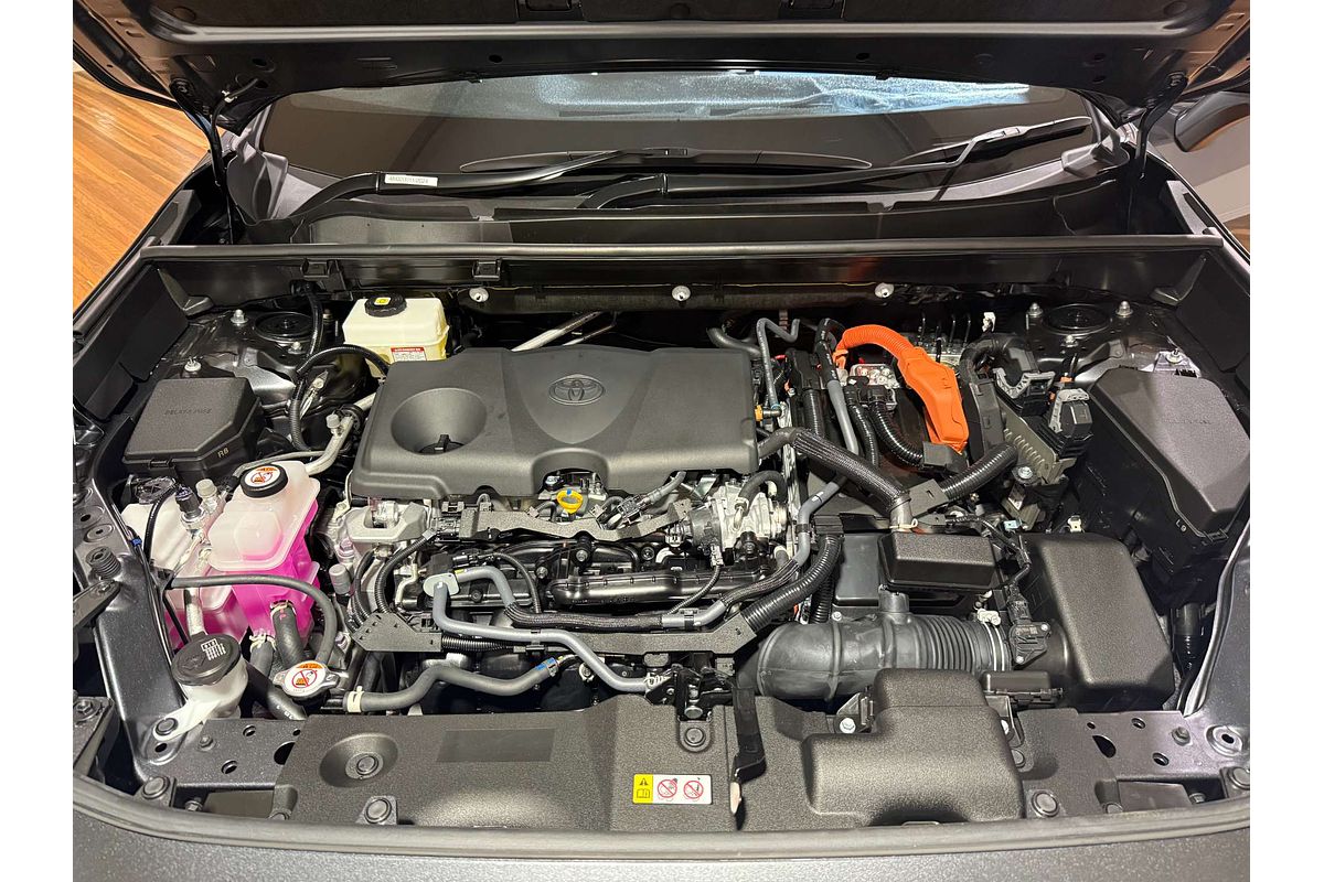 2024 Toyota RAV4 XSE AXAH54R
