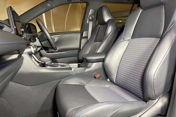 2024 Toyota RAV4 XSE AXAH54R