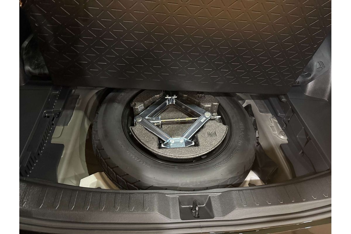 2024 Toyota RAV4 XSE AXAH54R