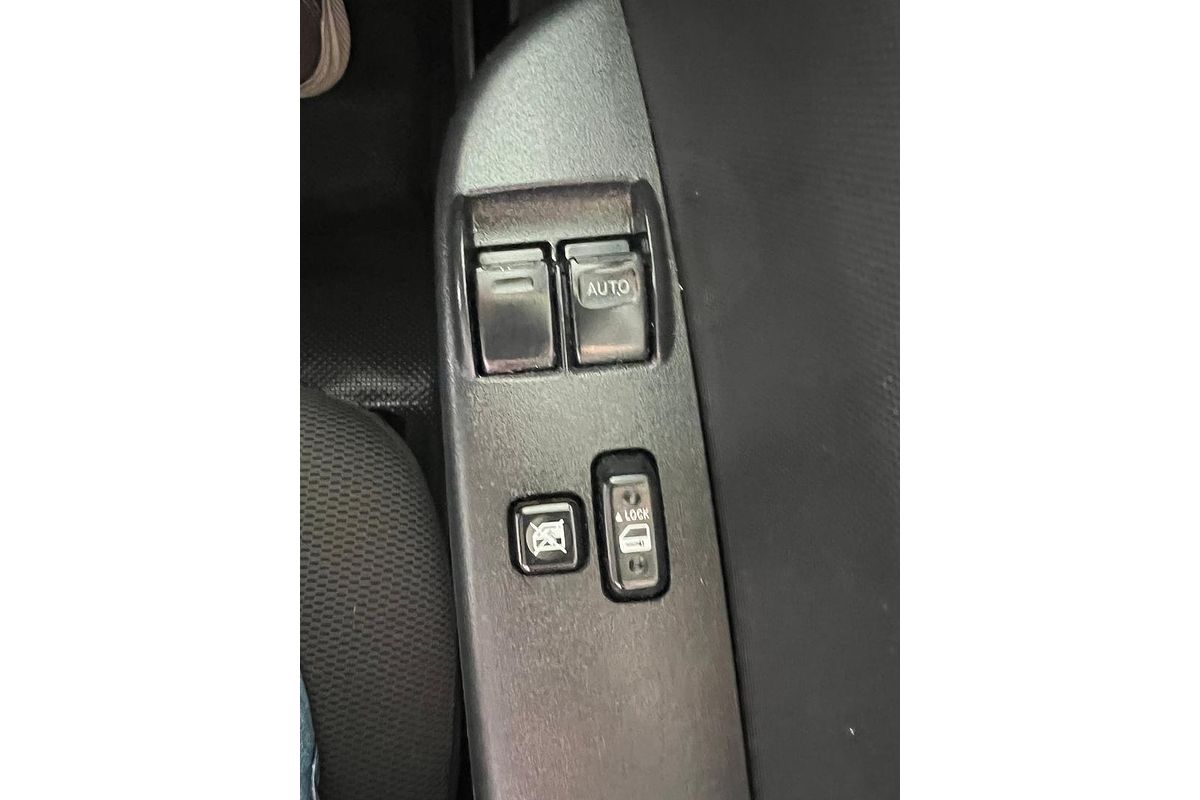 2018 Toyota Hiace KDH201R LWB